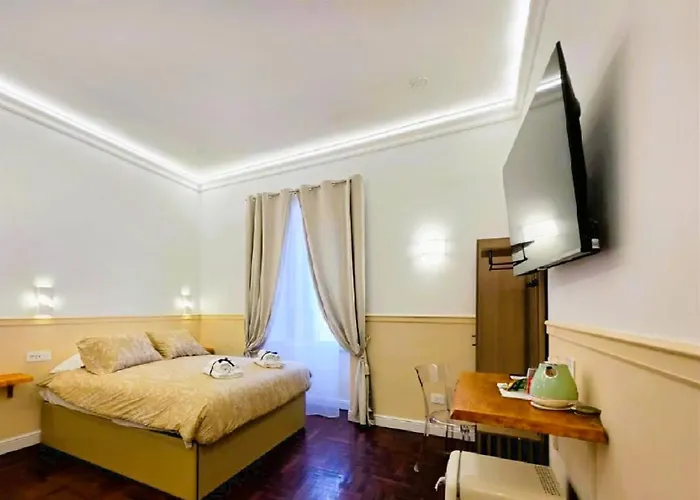 Vatican Luxury בית הארחה